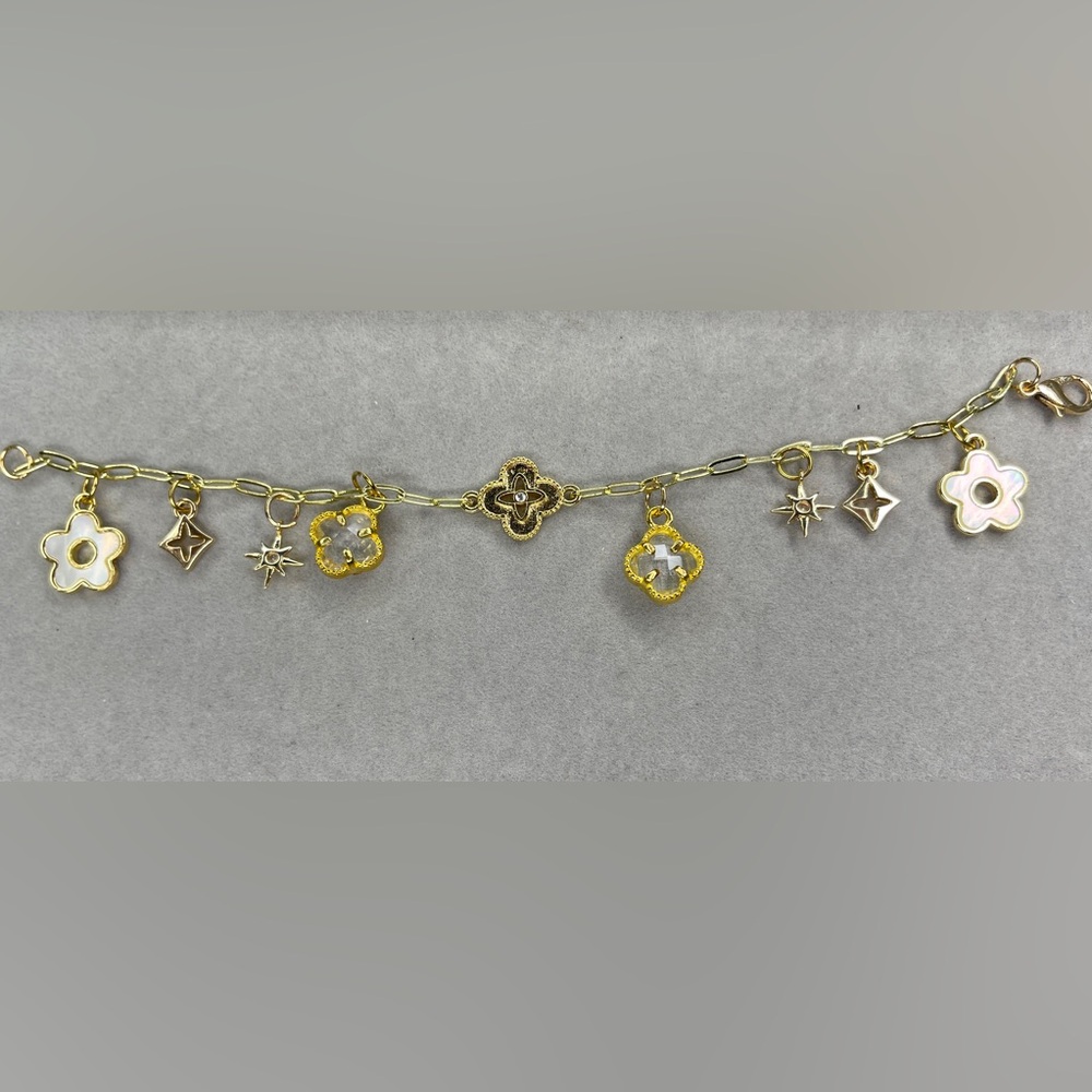 Gold Clover Charm Bracelet